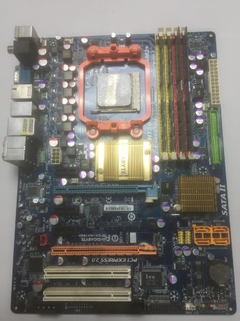 Материнская плата БУ Gigabyte MA-790X-DS4 + Athlon X2 5000 + 6Gb DDR-2    s-AM2+ 