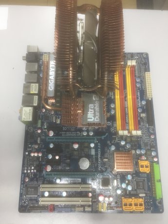 Комплект БУ Intel Core2Quad Q9550 + Gigabyte GA-X48-DS4 4-х ядерный бу комплект: Процессор, материнская плата, кулер